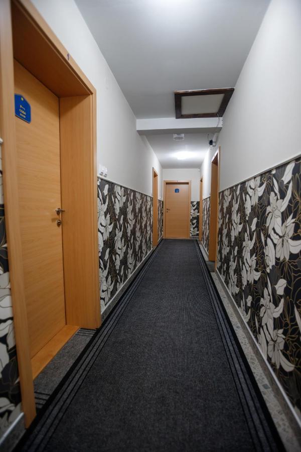 Guest house Mali homtel Subotica Buitenkant foto